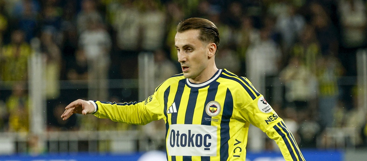 Fenerbahçe\'de Kafa Travması: Kerem Hastaneye Götürüldü