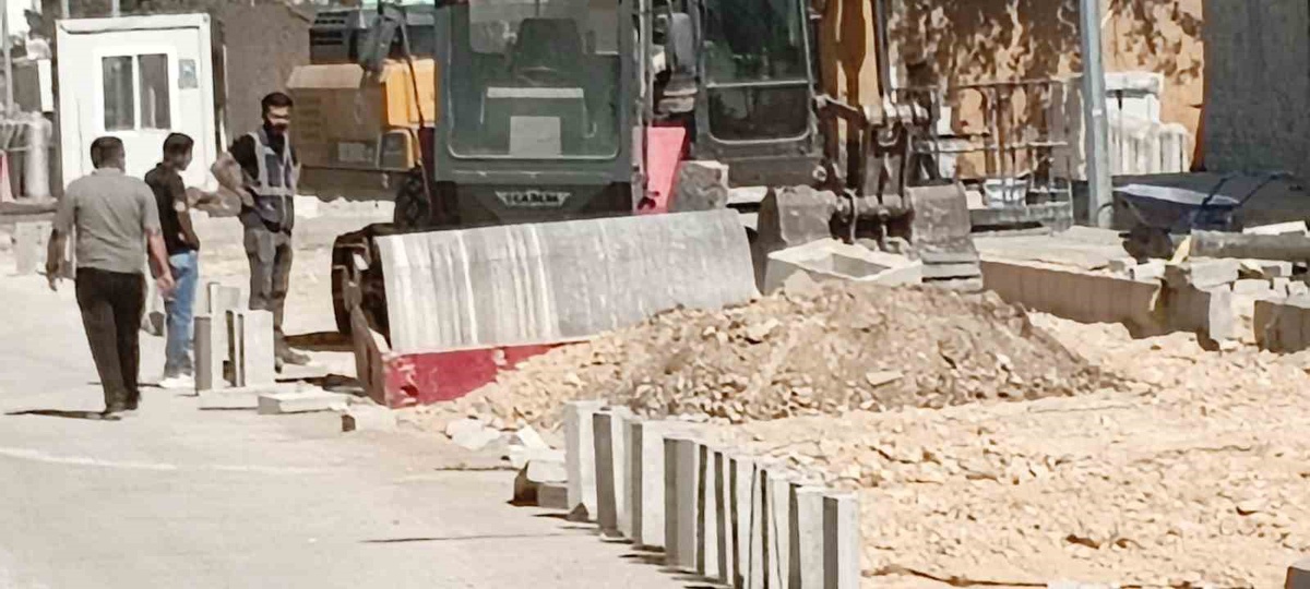 Gölbaşı\'nda Silindir Çarpan İşçi Yaralandı