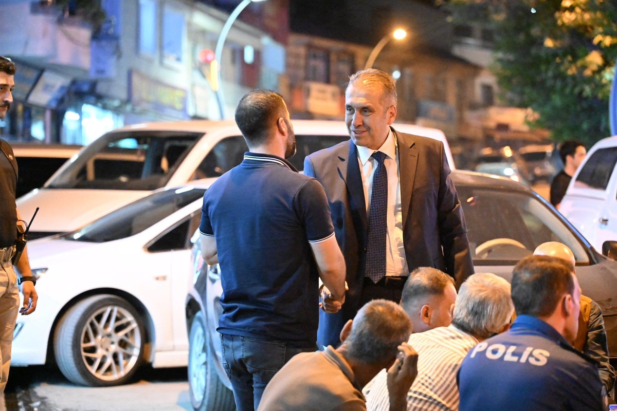 Müdür Sazak, Uludere\'de Vatandaşlarla Buluştu
