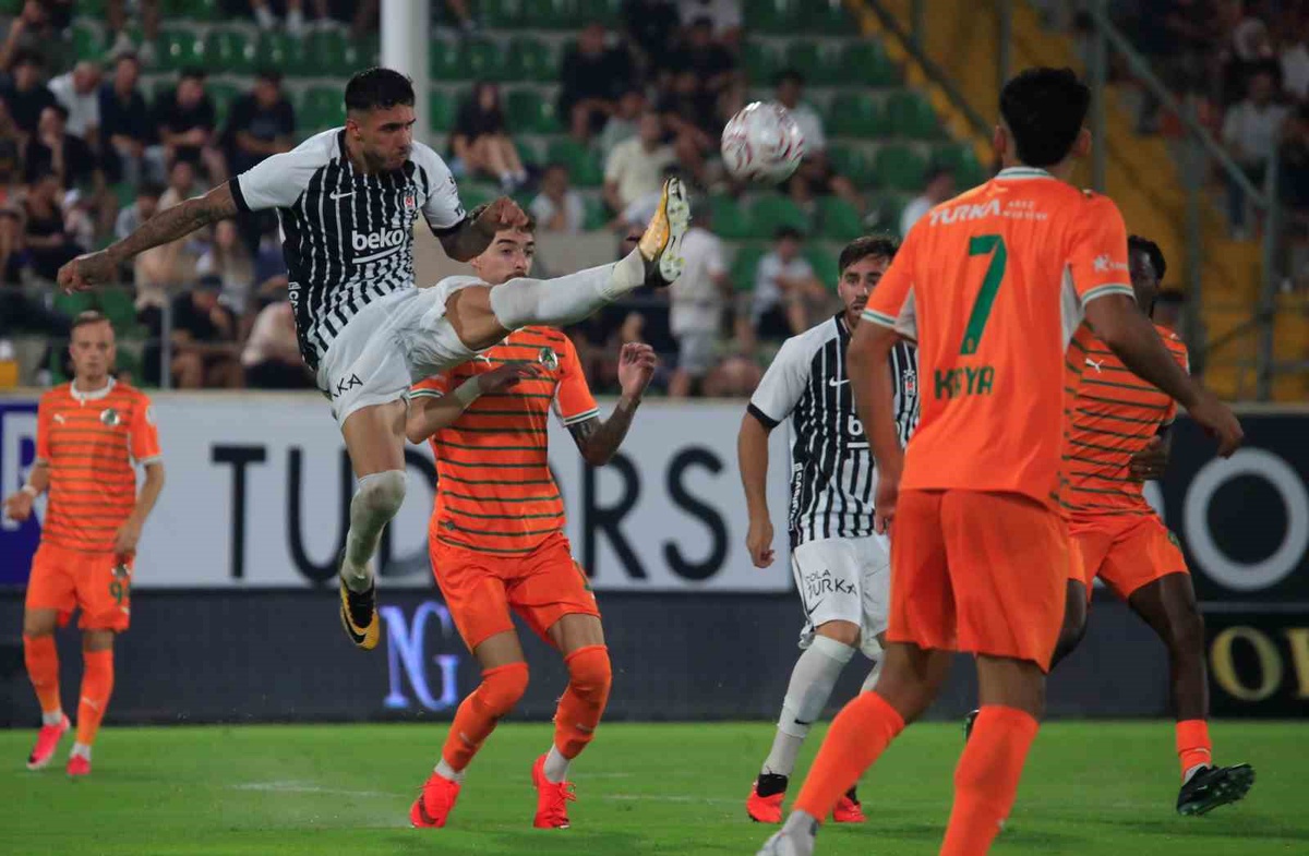 Alanyaspor, Beşiktaş'ı 1-0 Yenerek Üç Puan Aldı