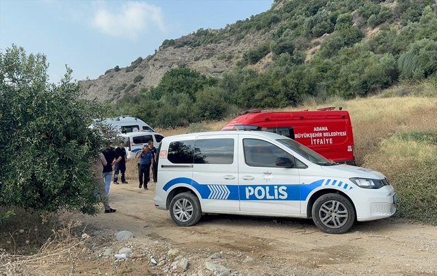 Adana'da Uçuruma Yuvarlanan Araçta Sürücü Hayatını Kaybetti