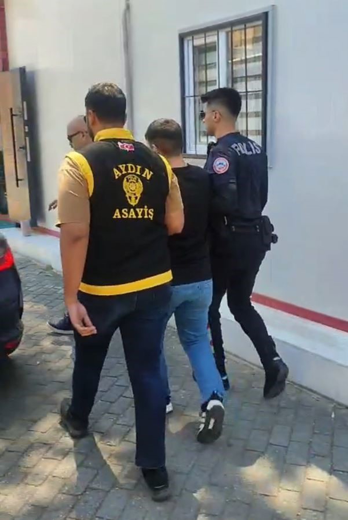 Aydın'da 201 Aranan Şahıs Yakalandı