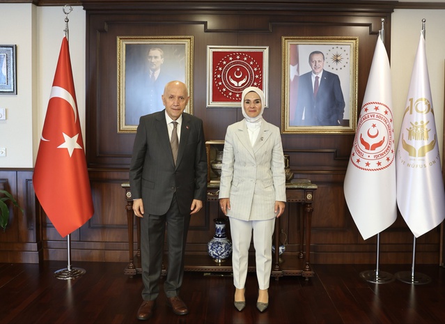 Bakan Göktaş, Fethi Yaşar'ı kabul etti