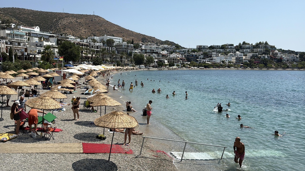 Bodrum'da Sıcak Hava Yoğunluğu Artırdı
