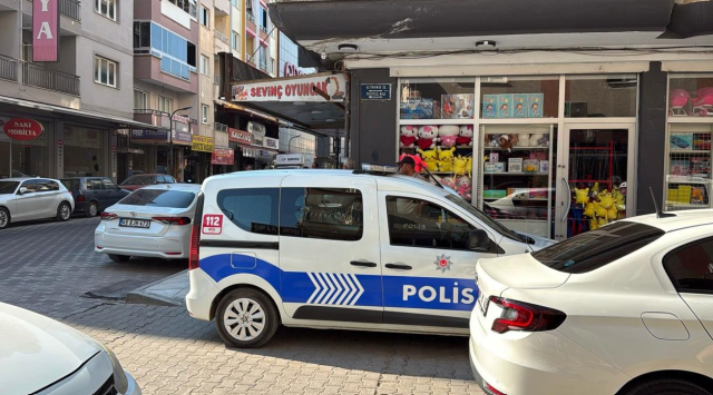 Kocasının elleriyle boğmaya çalıştığı Hacer, yaşam mücadelesini kaybetti