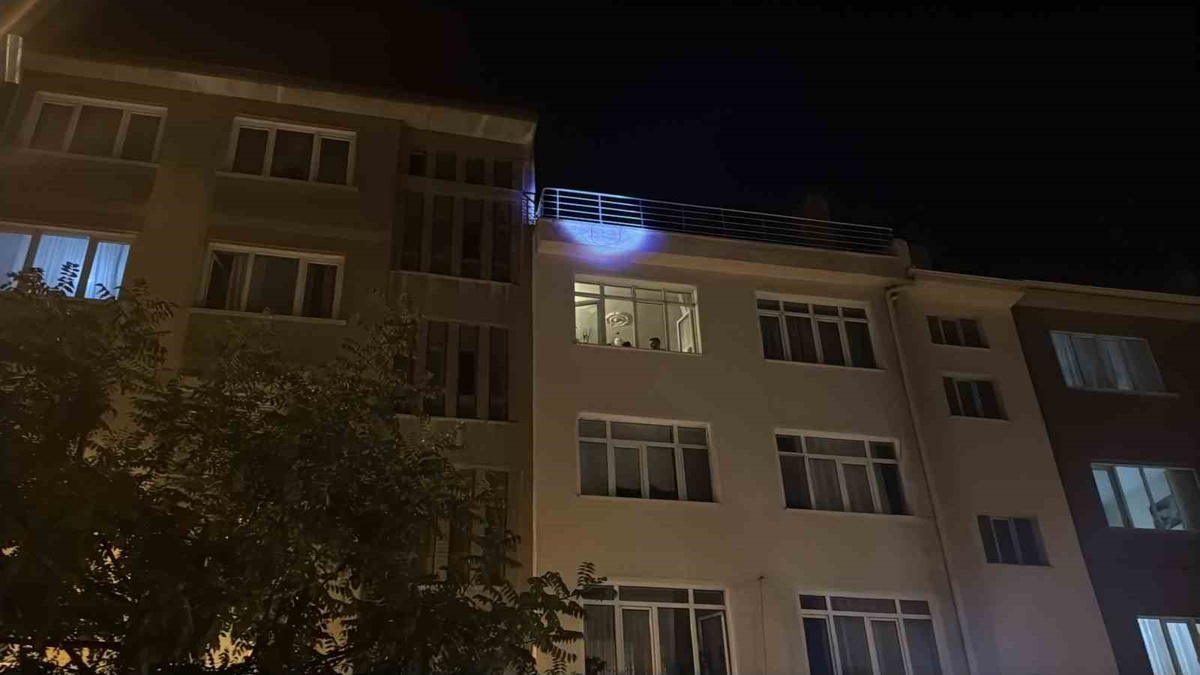 Eskişehir'de Çatı Krizi: İntihar Girişimi