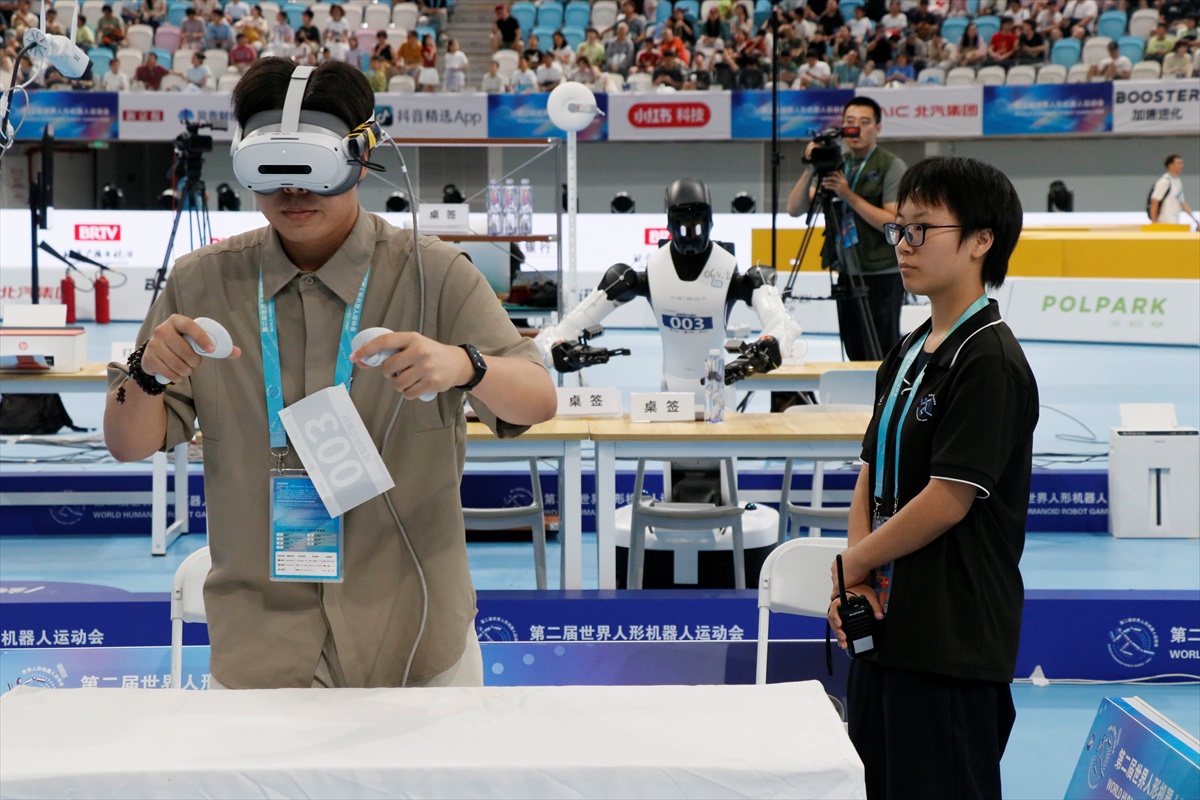 Dünya İnsansı Robot Oyunları Pekin'de Başladı