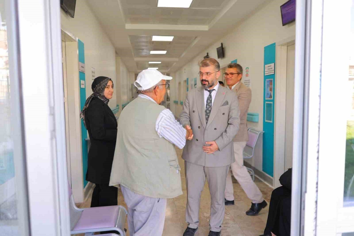 Demirözü'nde Dahiliye Uzmanı Göreve Başladı