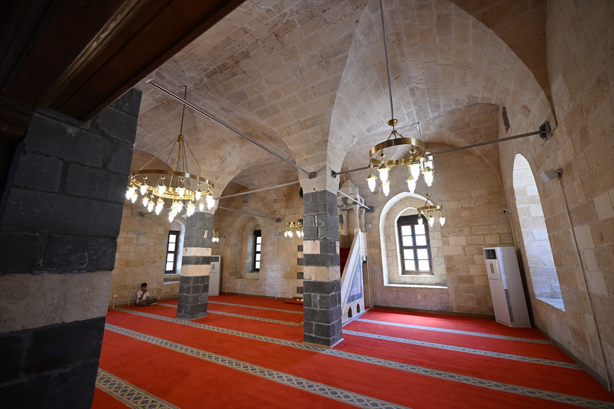 Bostancı Camisi Yeniden Açıldı