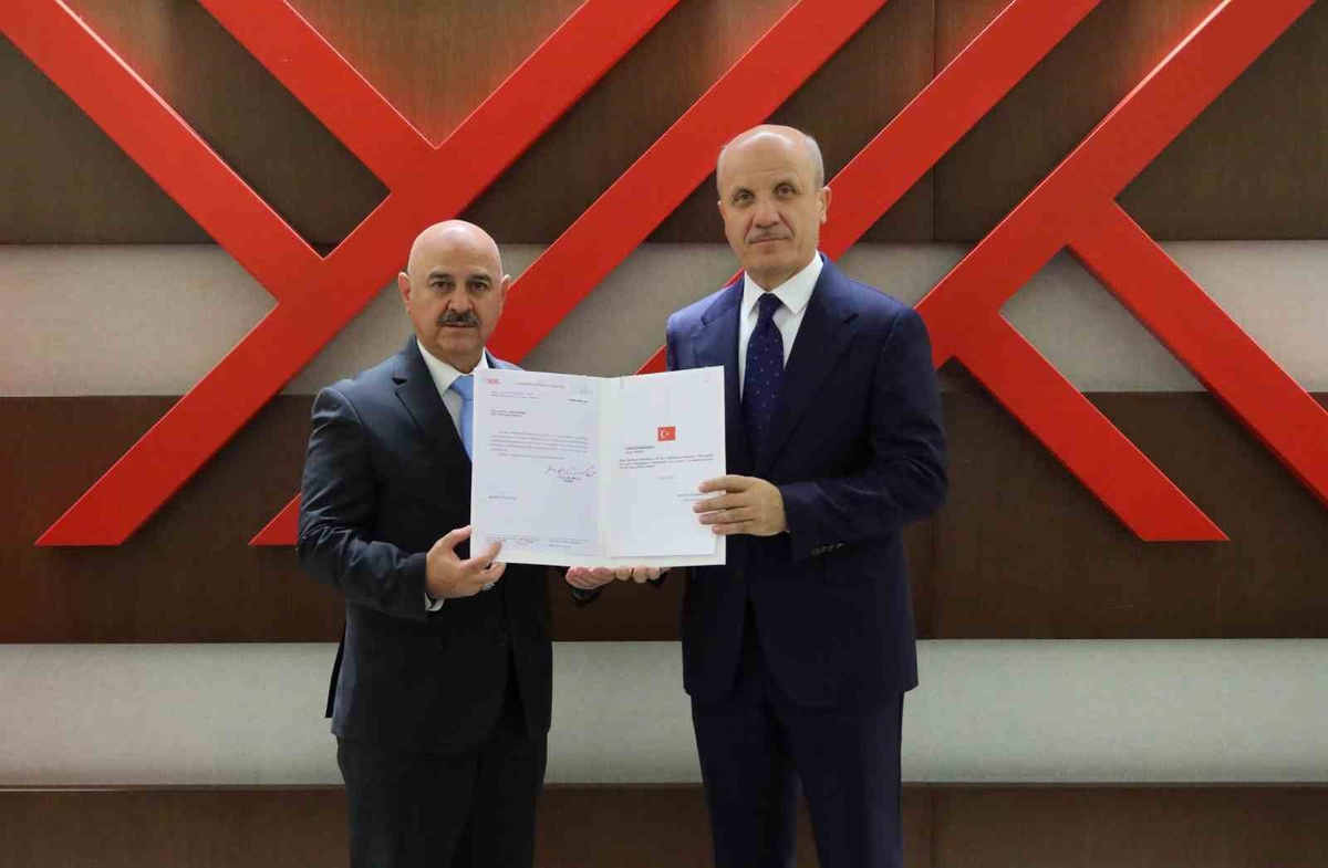 Sözbir Yeniden Düzce Üniversitesi Rektörü