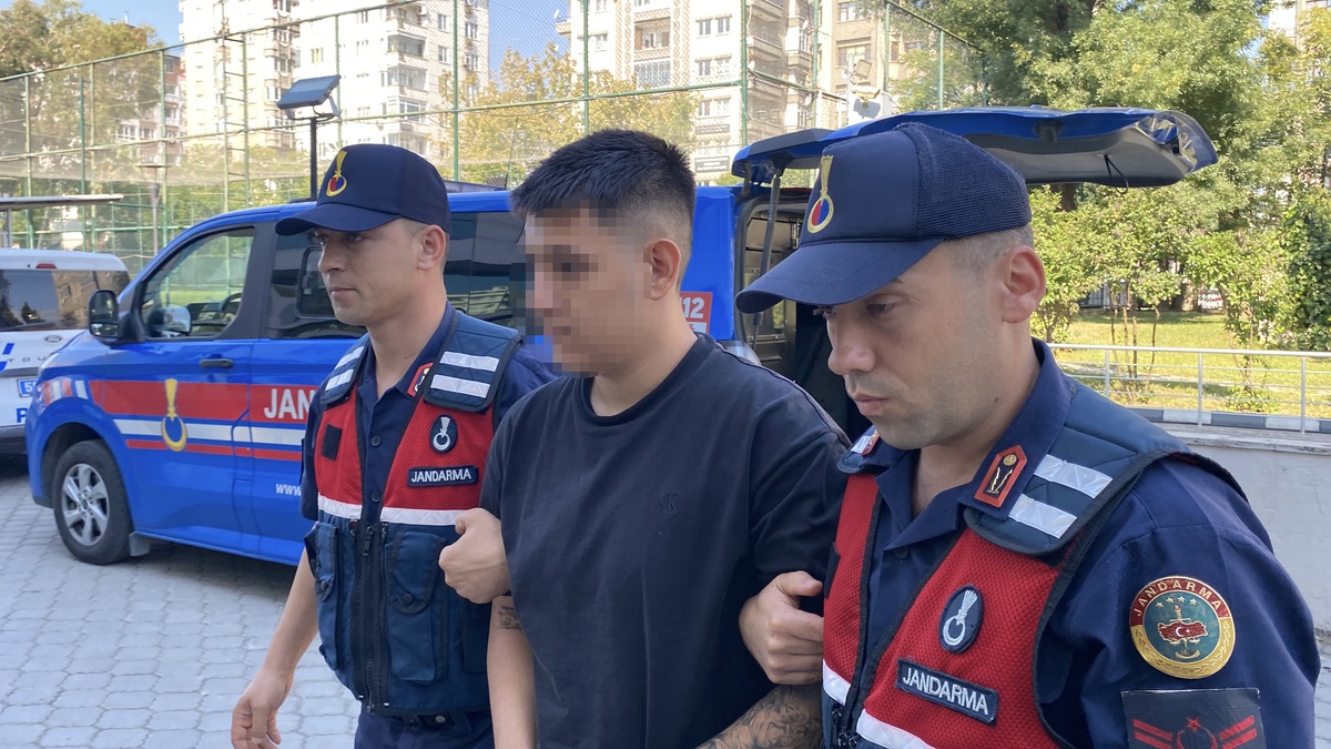 Alacak meselesi kanlı bitti: Bir kişi taşlanarak ağır yaralandı