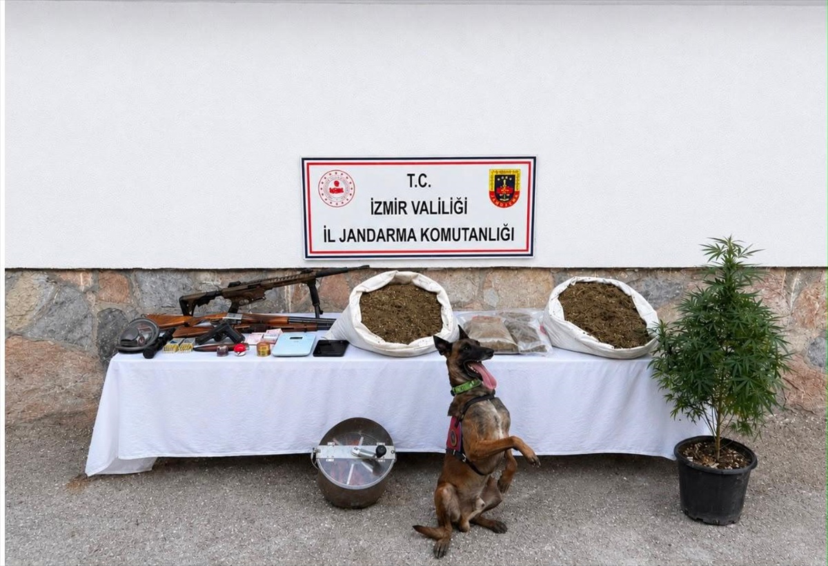 Urla\'da Uyuşturucu Operasyonu: 7 Gözaltı