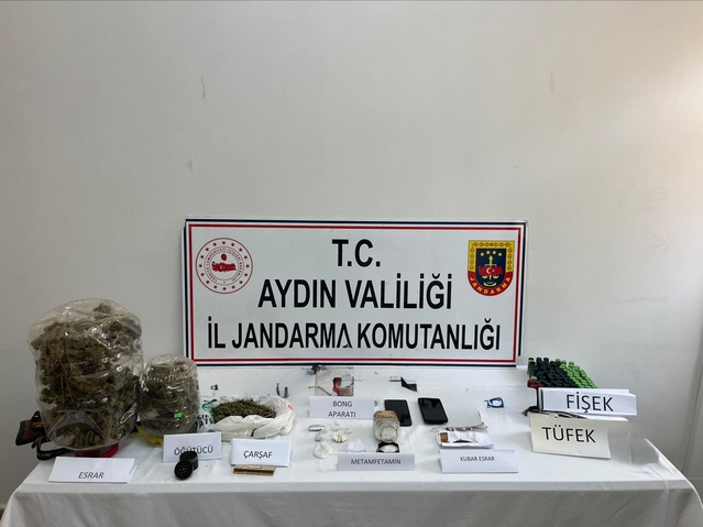 Kuşadası'nda Uyuşturucu Operasyonu: 12 Gözaltı