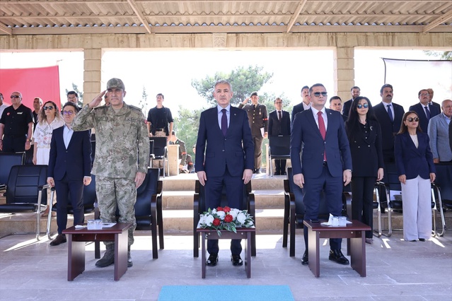 Mardin'de 70. Tugayda Komuta ve Sancak Devir Teslim Töreni