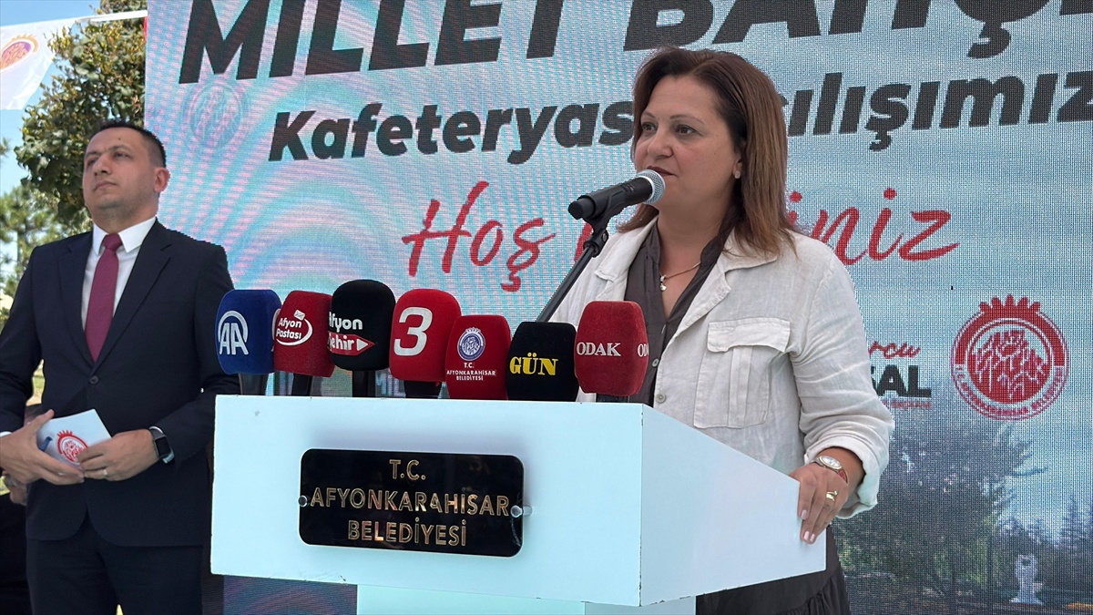 Afyonkarahisar\'da Yeni Kafeterya Açıldı