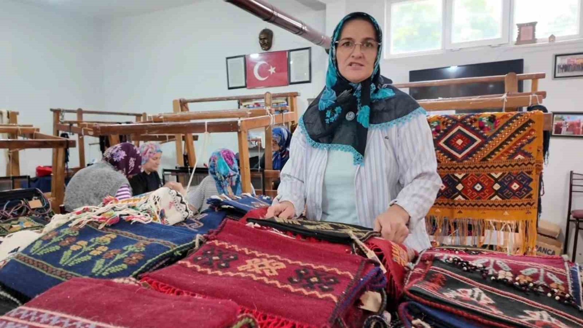 Cicim Dokuma Geleneği Kadınlarla Hayat Buluyor