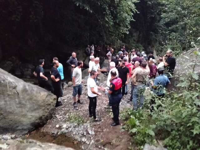 Ordu'da dere kenarında 2 kız kardeşin cansız bedeni bulundu
