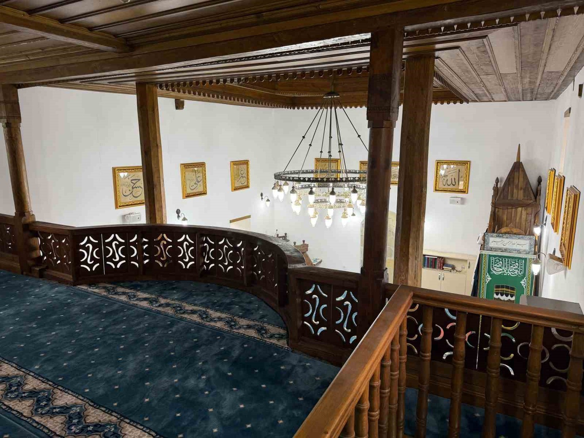Çağlıyan Camii'nde Geleneksel Hat Sanatı