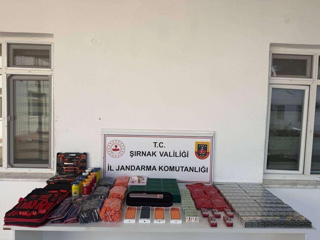 Şırnak'ta 127 Adrese Kaçakçılık Operasyonu