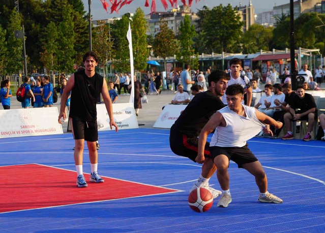 Samsun'da 3x3 Basketbol Turnuvası Heyecanı
