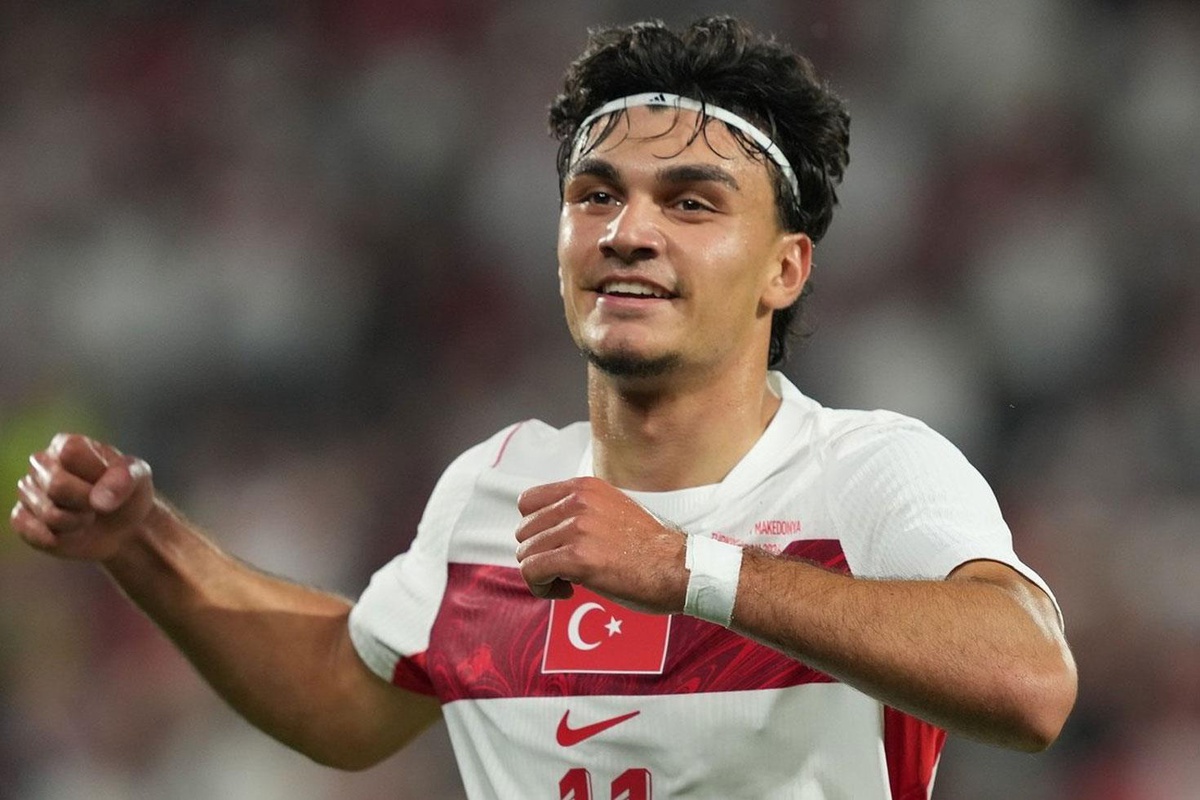 Teknik direktöründen açıklama! Can Uzun\'un geleceği belli oldu