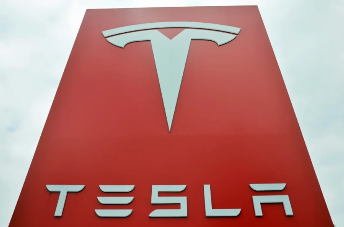 Tesla, Çin'de 3 milyon aracı geri çağırıyor