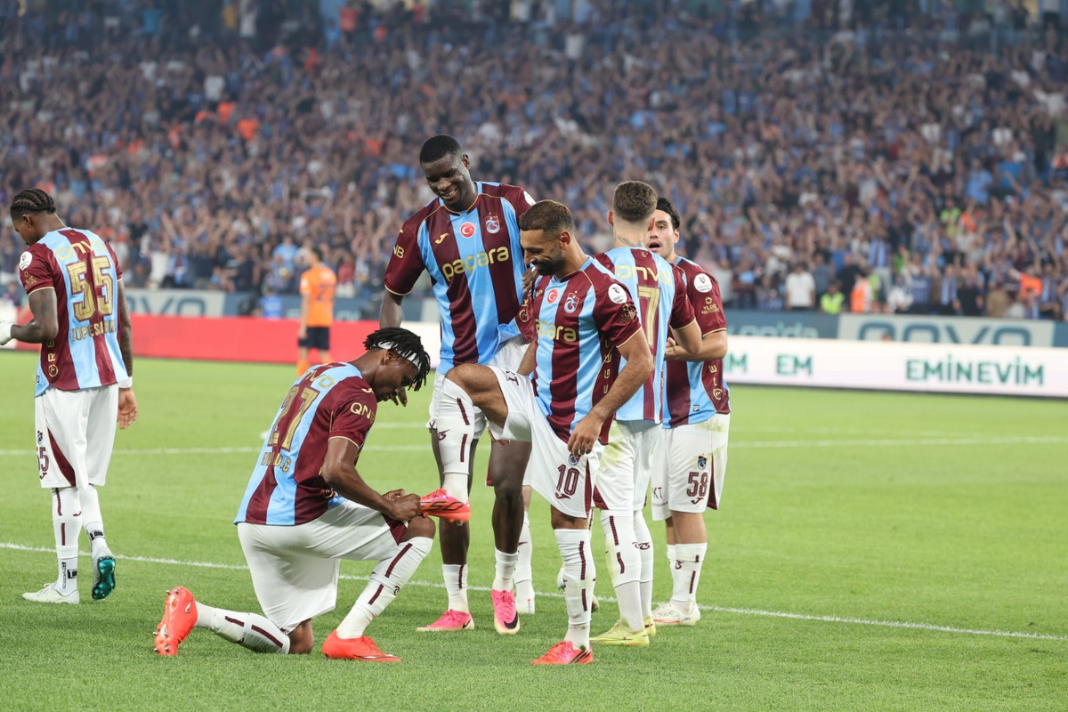 Trabzonspor, Başakşehir'i Yendi