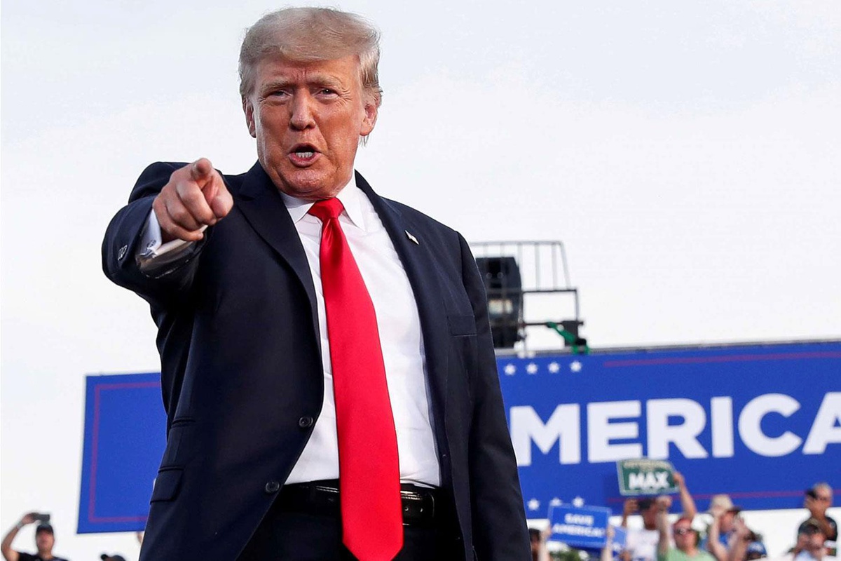 Trump, Kanada\'ya yönelik otomobil ve kamyon tarifelerinin yüzde 50\'ye yükseltileceğini açıkladı