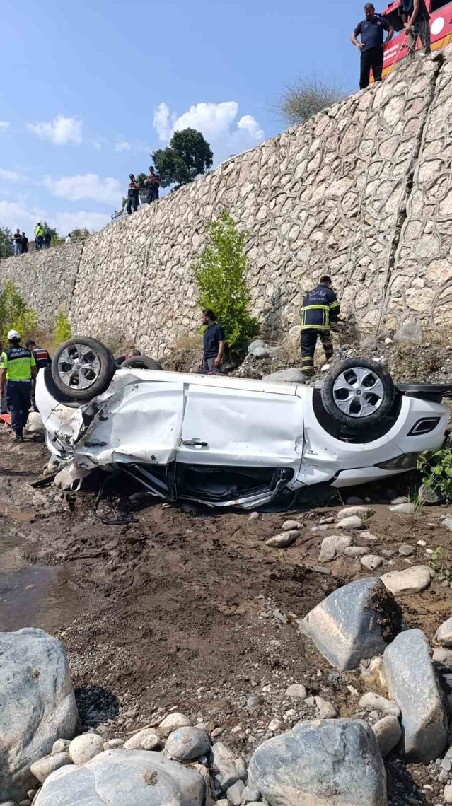 Adana'da Kaza: İki Kadın Hayatını Kaybetti