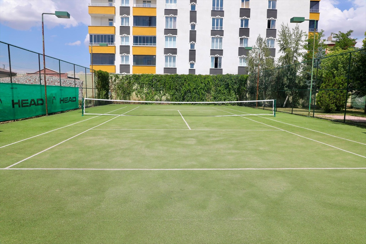 Ağrı'da Tenis Turnuvası Başlıyor