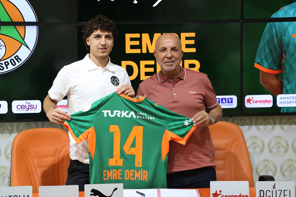 Emre Demir Alanyaspor'da