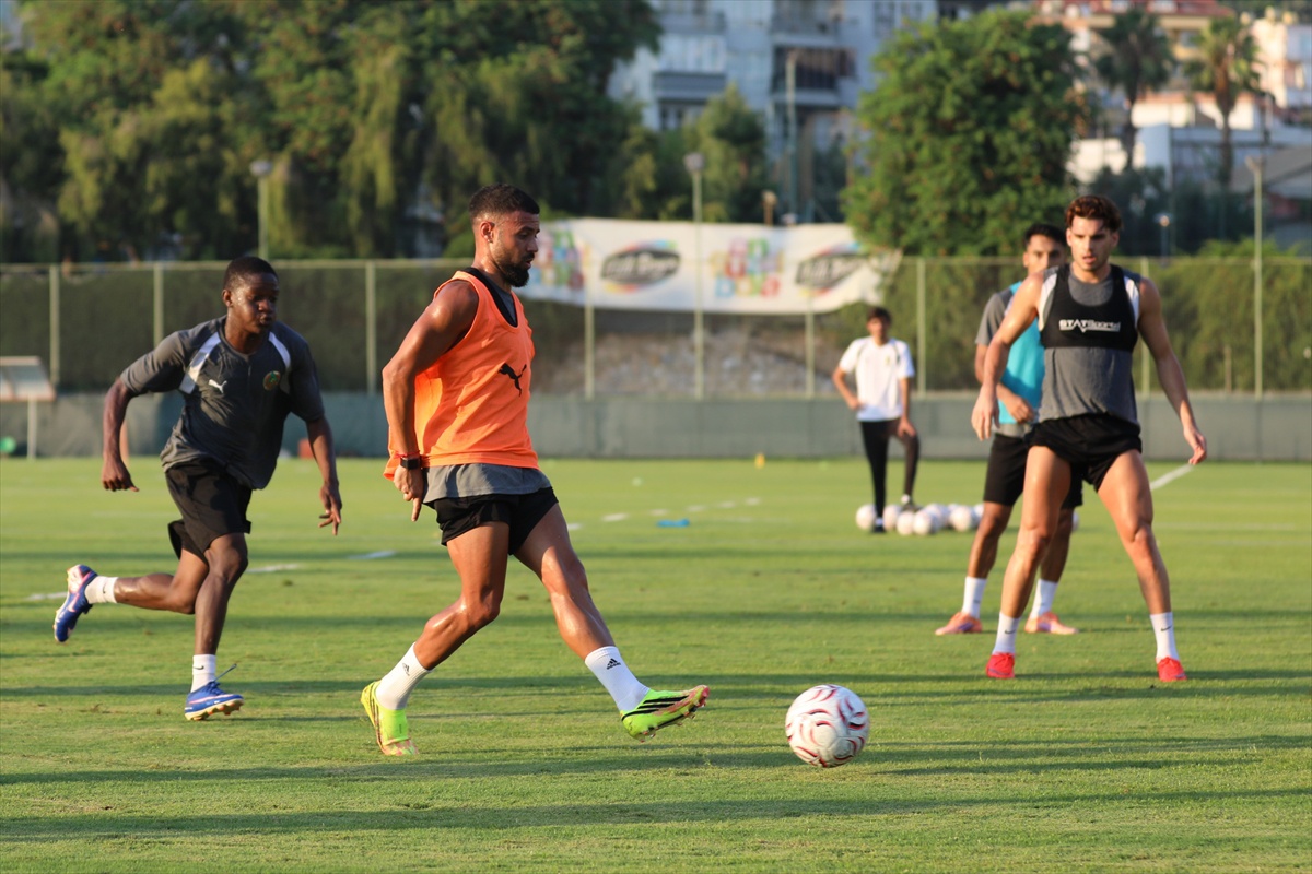 Alanyaspor, Eyüpspor Maçına Hazırlanıyor