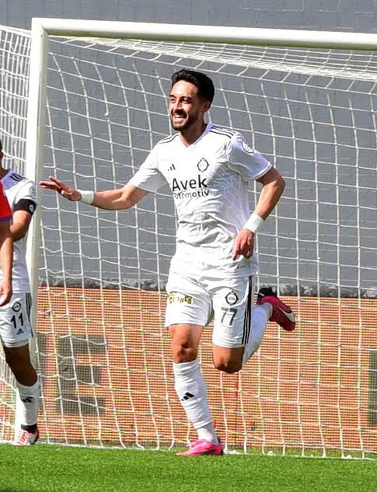 Onur Efe Altay'a Dönüyor