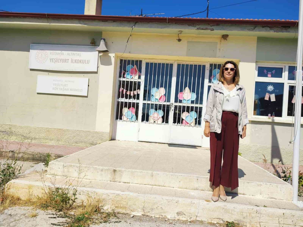 Altıntaş'ta okul tadilatları incelendi