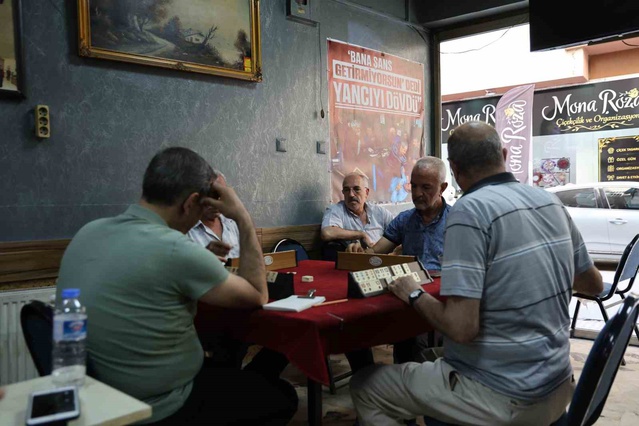Elazığ'da Yancı Krizi: Afişle Mizah Yapıldı