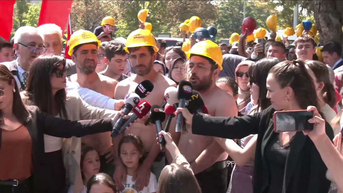 Madenciler, alacakları için 16 gündür direnişte