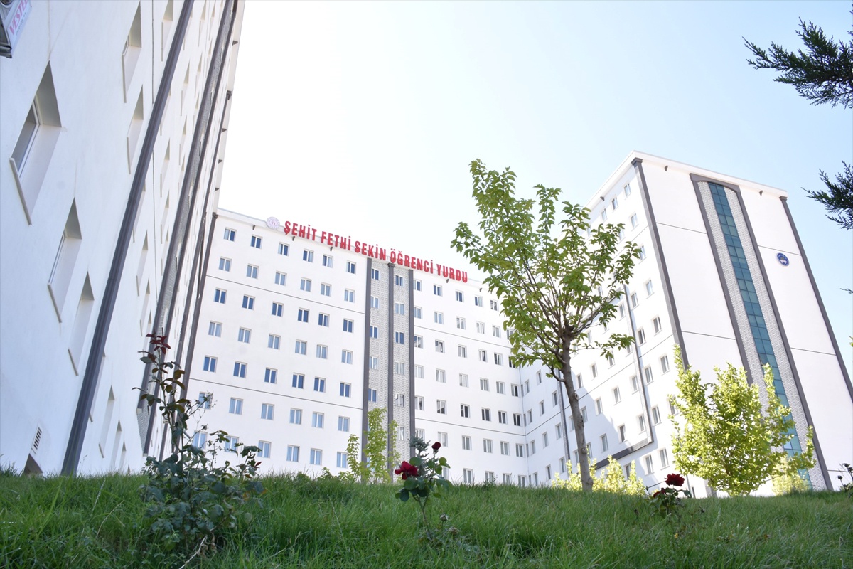 Elazığ yurtları 10 bin öğrenciye hizmet verecek