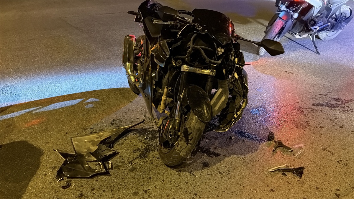 Eskişehir'de Motosiklet Kazası: Sürücü Yaralandı