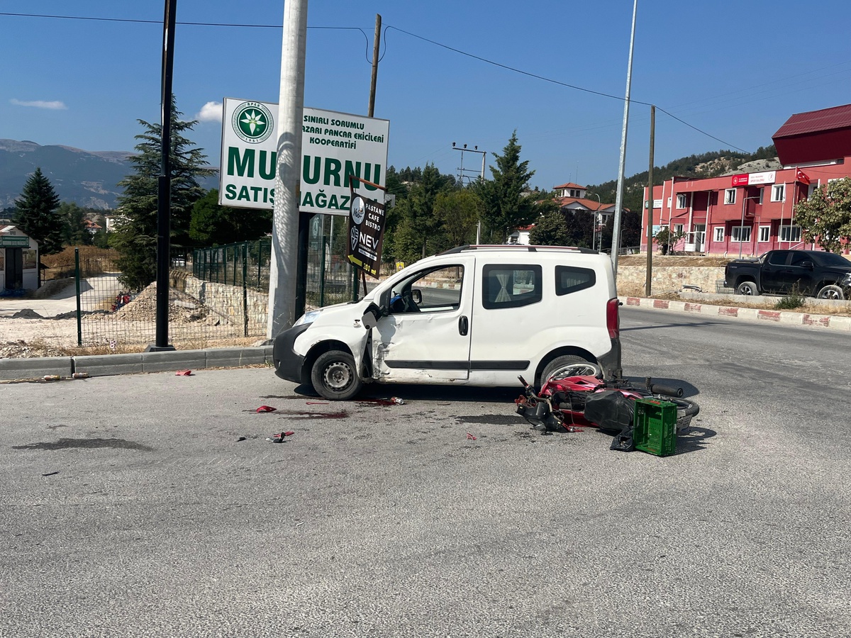 Mudurnu'da Motosiklet Kazası: 1 Yaralı