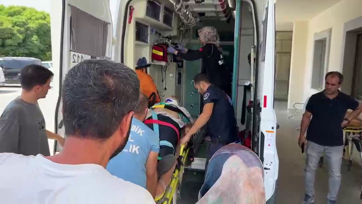 Besni'de Trafik Kazası: 4 Yaralı