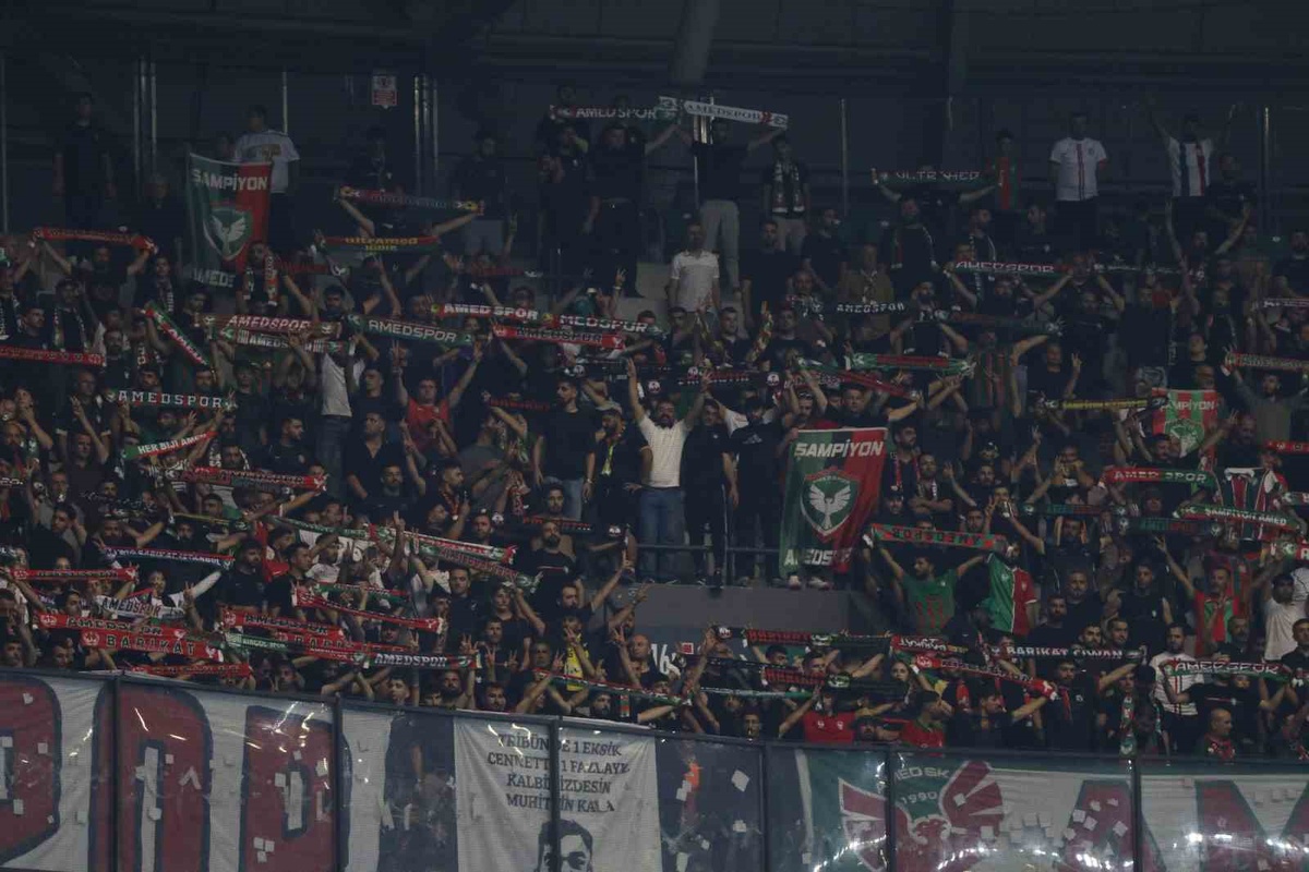 Kocaelispor Taraftarlarına Ev Hapsi