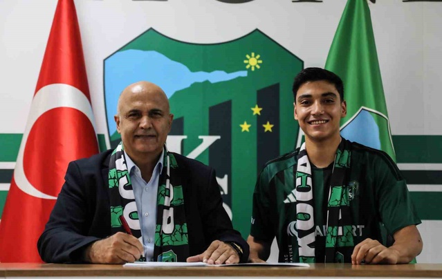 Kocaelispor, Hulisi Destici'yi Transfer Etti