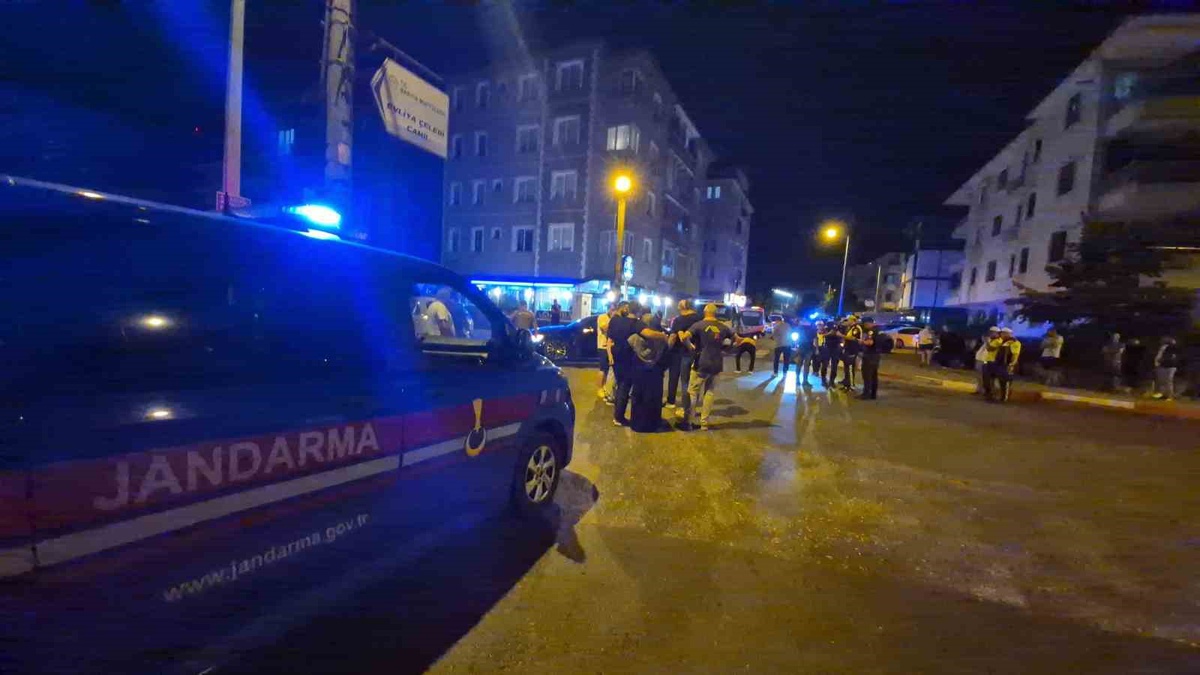 Bartın'da Polis Aracı Kaza Yaptı