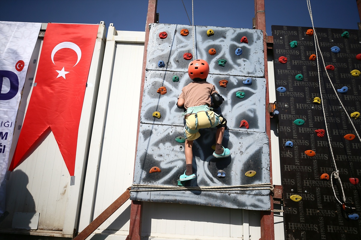 Malazgirt\'te Çocuklara Afet Eğitimi