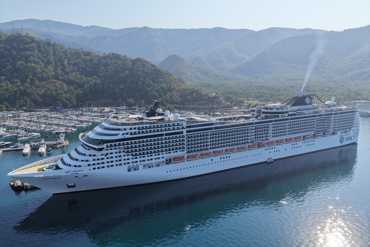 Marmaris'e 4 Bin Turist Geldi