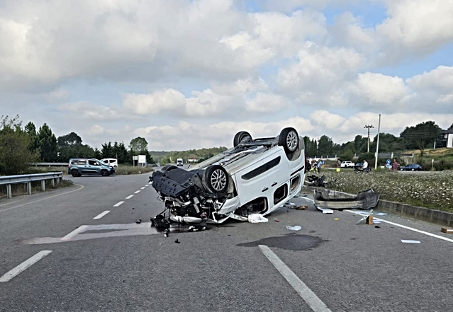 Sakarya'da Trafik Kazası: 2 Yaralı