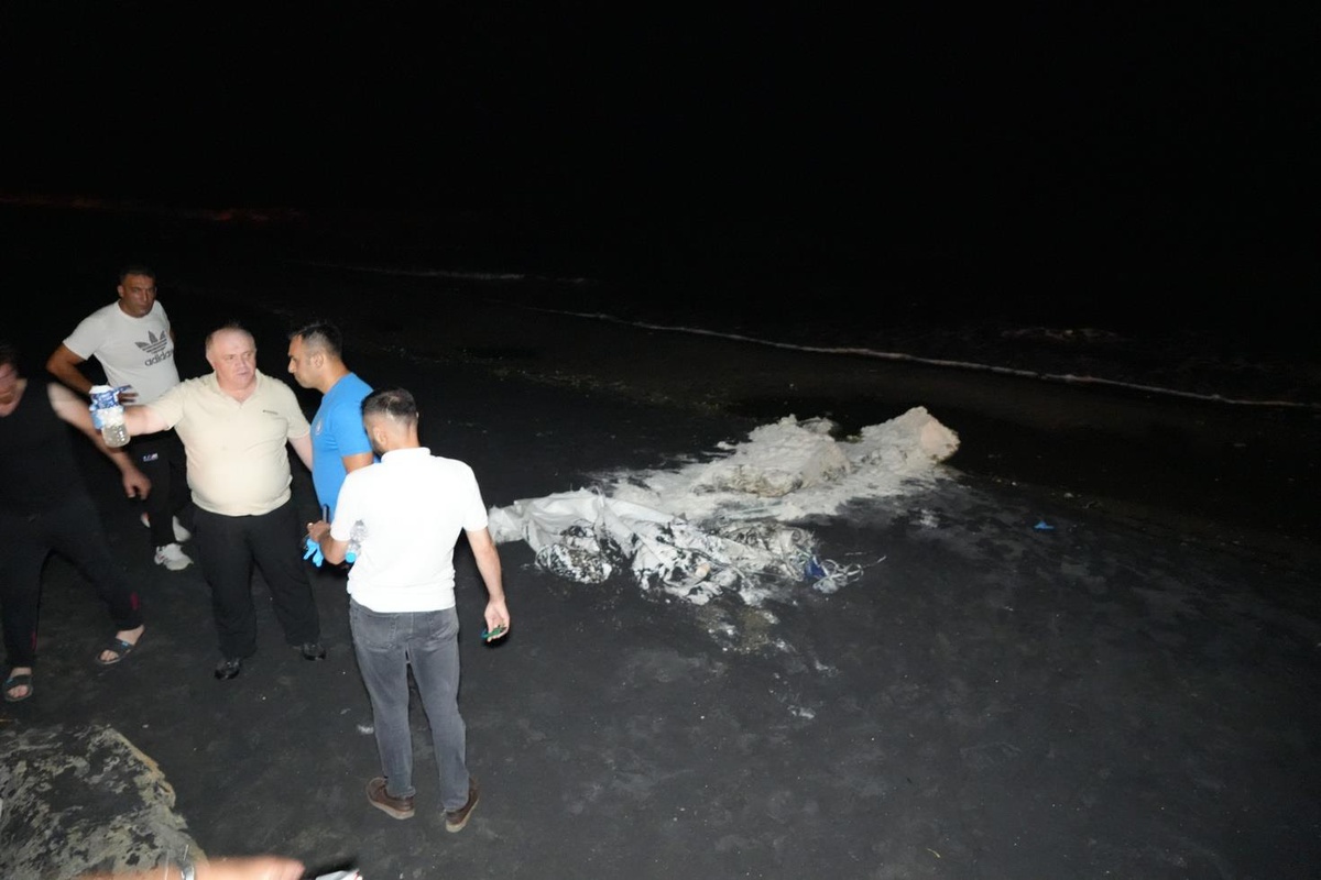 Samsun sahilinde paniğe neden olan şüpheli madde: Çuvallardan çıktı