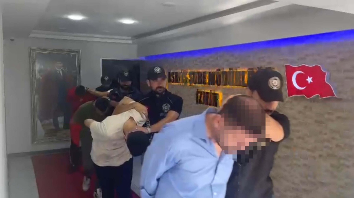 Göztepe taraftar gruplarına operasyon: 51 tutuklu
