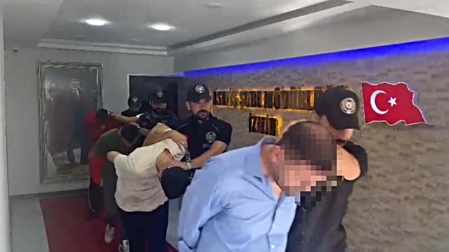 İzmir'i karıştıran taraftar gruplarına darbe! 51 tutuklama