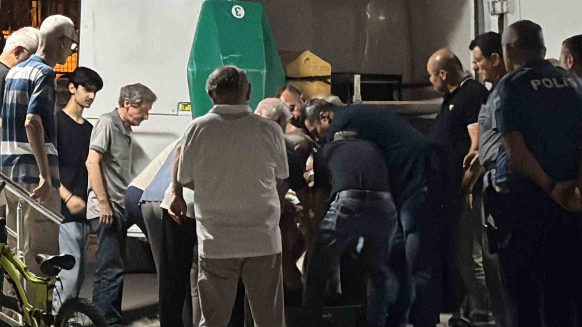 Tavşanlı'da 65 Yaşındaki Adam Evinde Ölü Bulundu